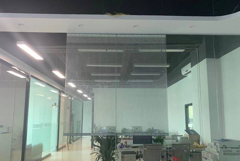 贴膜LED透明屏,透明LED显示屏 贴膜LED透明屏,透明LED显示屏